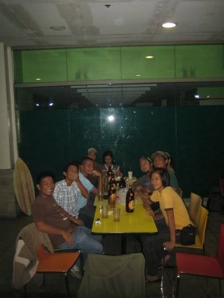 Inuman sa Trinoma "THE BASEMENT BAR" IMG-0542