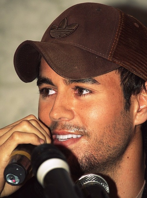 Enrique iglesias/ენრიკე იგლესიას A42c0f91bbb52d59bd44fb57586d9f49