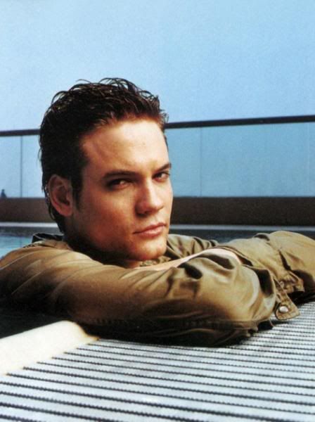 صور للنجم العالمي shane west Shane_west_1