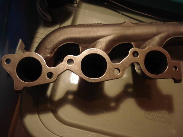 got the ported manifold - would it be beneficial to paint it DSC02364