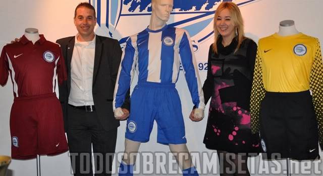 Alavés - Uniformes - 2011/12 Alavesintro