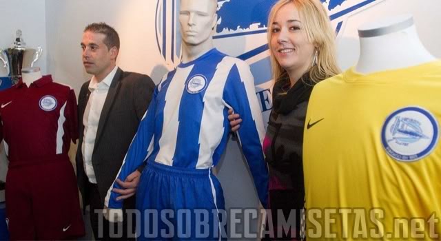 Alavés - Uniformes - 2011/12 Alaveslast