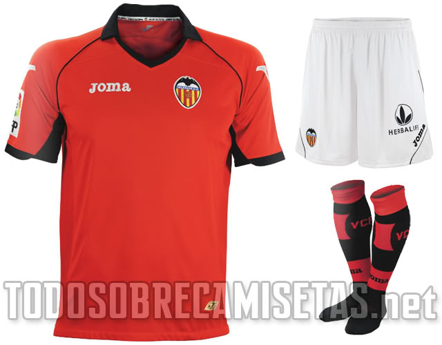 Equipaciones Joma del Valencia FC 11/12. Fuente TSC VFC113ra