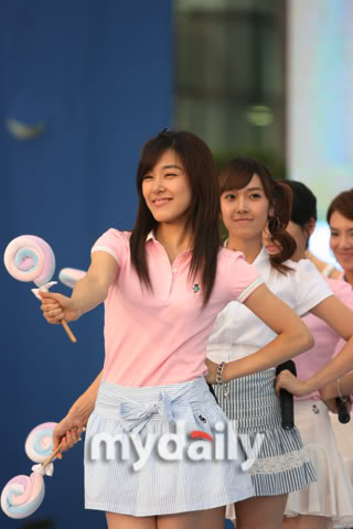 SNSD_Girls' Generation - Page 4 F0047350_489d6fb7baa95