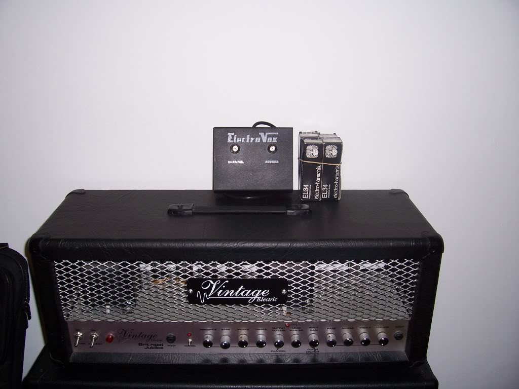 Vendo cabezal Vintage Electric Brit Road Jubilee + caja 2x12 (Eminence) - Nuevo precio! Foto012