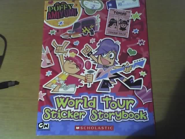 sacaron una revista de stickers de hi hi 05-12-06_2013