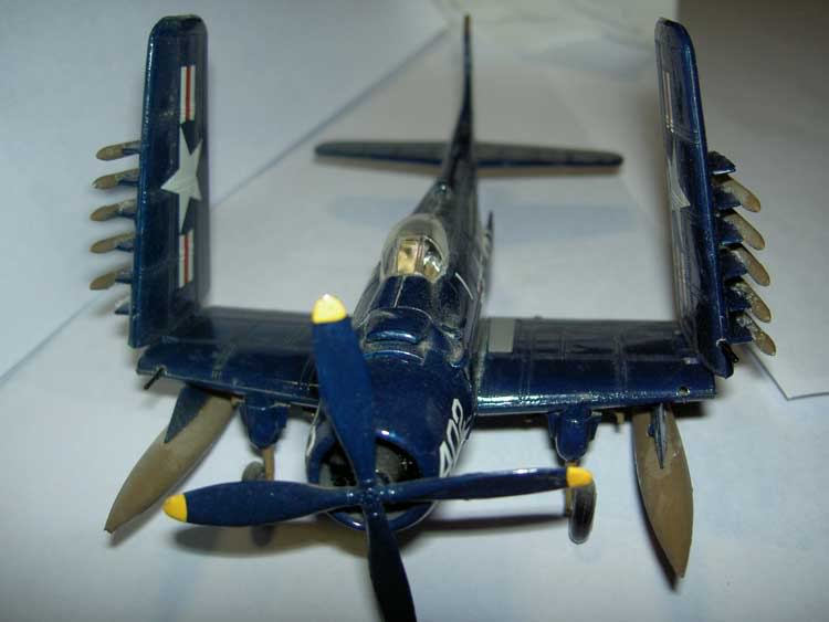 SKYRAIDER  heller/airfix 1/72 (VINTAGE) PICT0037web