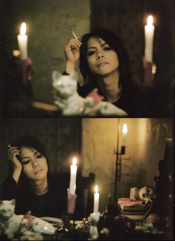 HYDE-GALERIA HydeisDeadLimitedEdition13