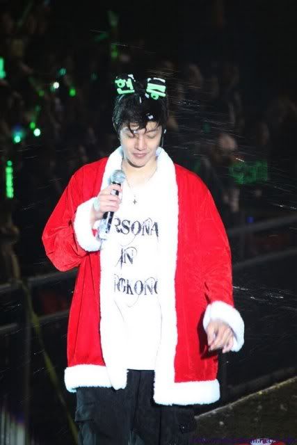 Merry 4D Christmas and Happy Hyun Joong New Year  ED998DECBDA9ECBD981_802