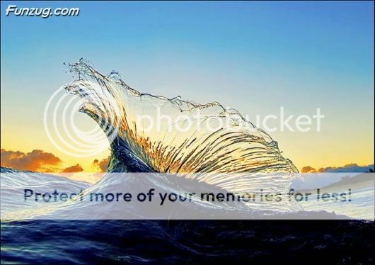 موج شكله خراااااااااااااافى هيعجبكوا اوووى  Ocean_waves_beauty_07