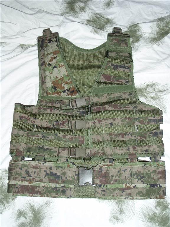 [Buffetteria russa] Centurion Vest surpat (Survival Corps) PA054069Large