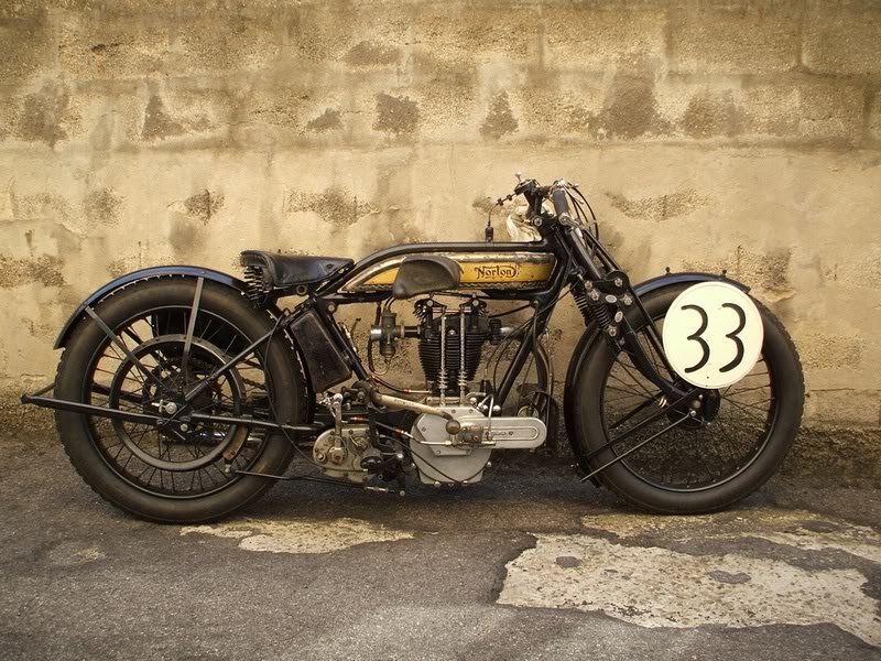 Racer, Oldies, naked ... - Page 30 1924-norton8negro