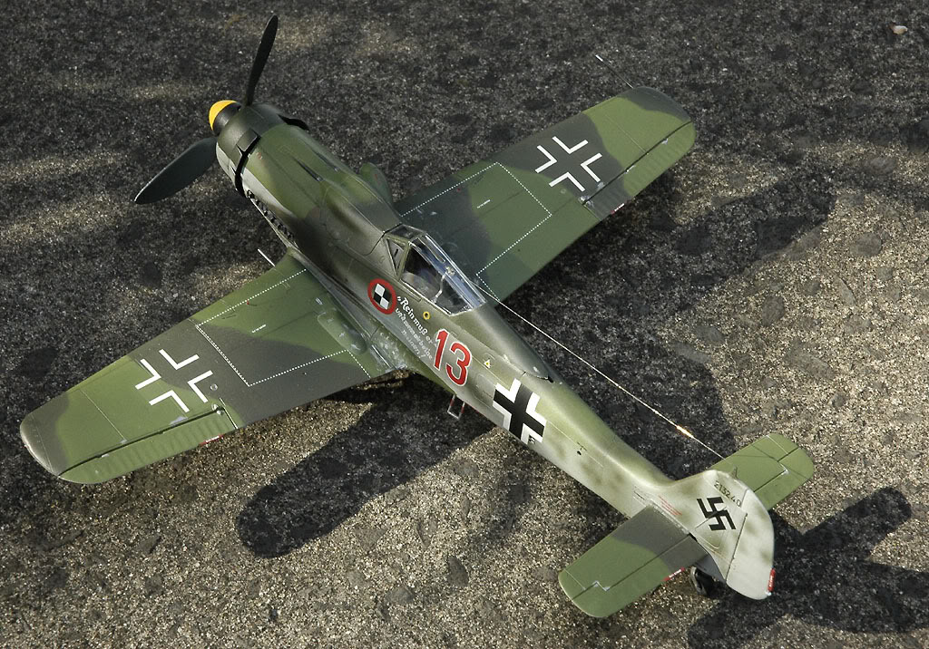 Tamiya 1/48 FW 190 D-9 ''Red 13 JV44" 13DSC0336b