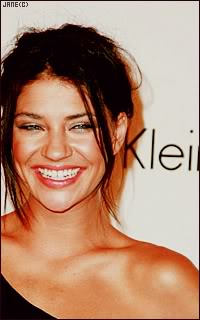 jessica szohr (RESERVEE) J4-8