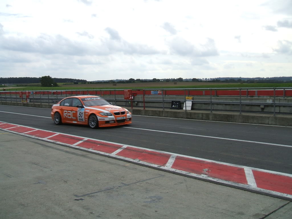 Pictures from the testing at Snetterton LOADS of PICTURES!! DSCF2719