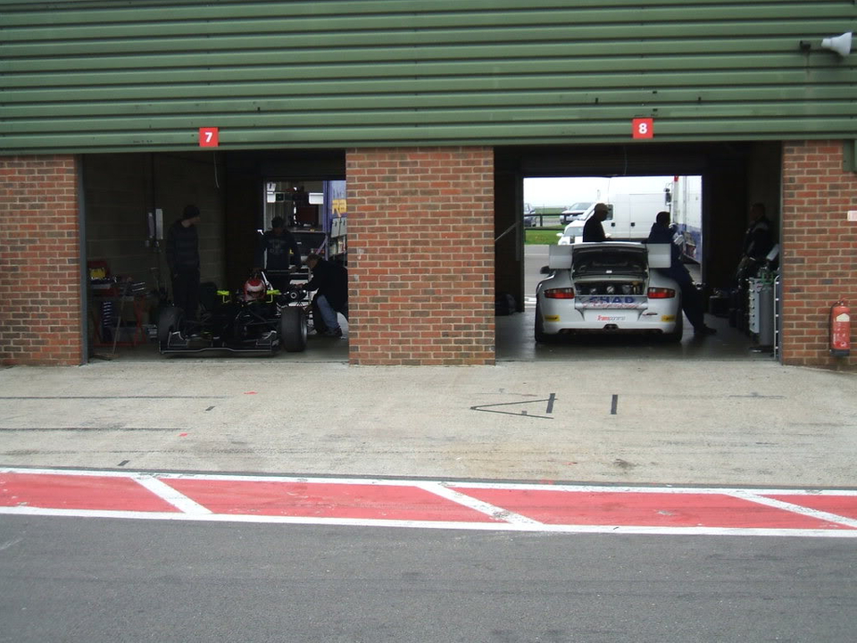 Pictures from the testing at Snetterton LOADS of PICTURES!! DSCF2732