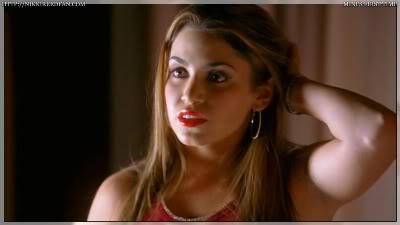 Cap 1x02 ... "The war" - Página 19 NikkiReed_102