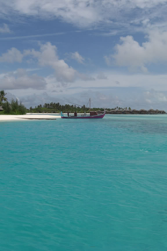 جزر المالديف   ولا روع رحلة ترويها لنا؟؟؟؟بالتفصيل. Seen1