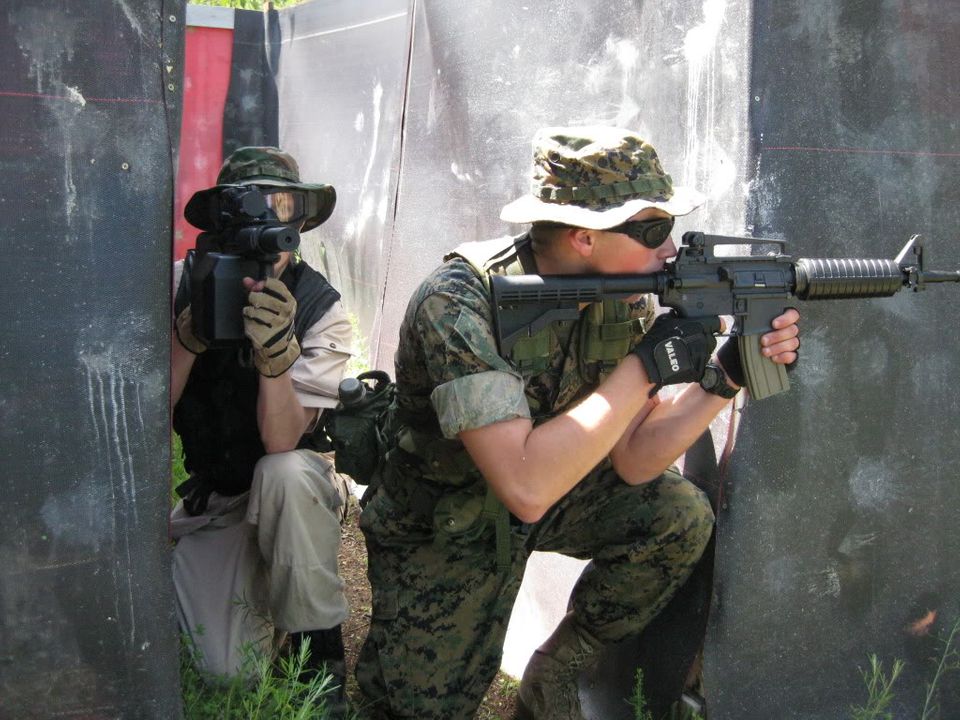 pics from the 27th at the cqb site FT Lawson 090627Bearnaction