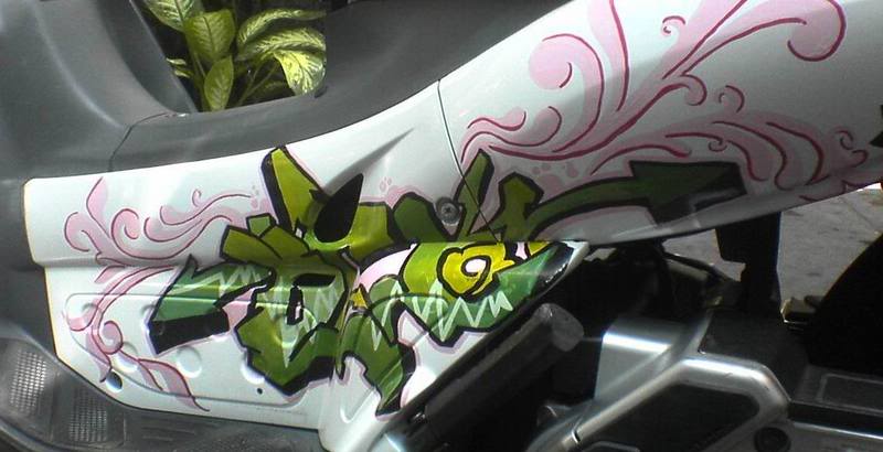 Graffiti trên xe máy đêy [HOT_HOT] DSC00712