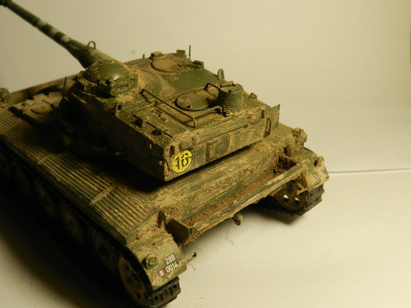 AMX 13 90 TAKOM 1/35 DSCN1272_zpshqeo3jpi