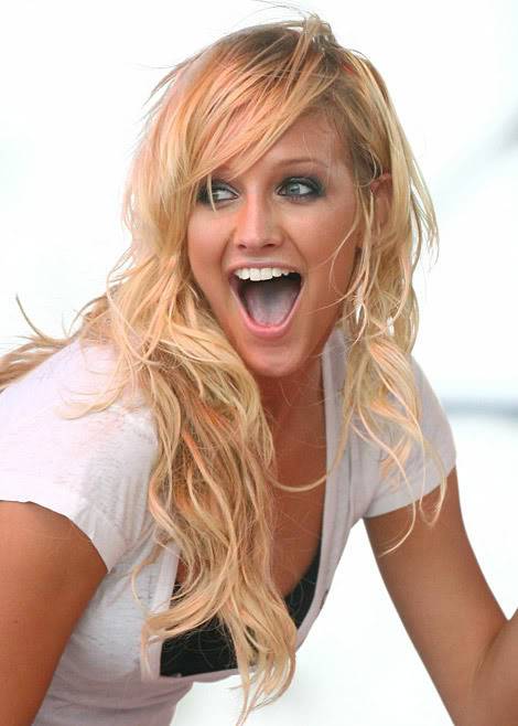   ashley simpon Ashlee-simpson-