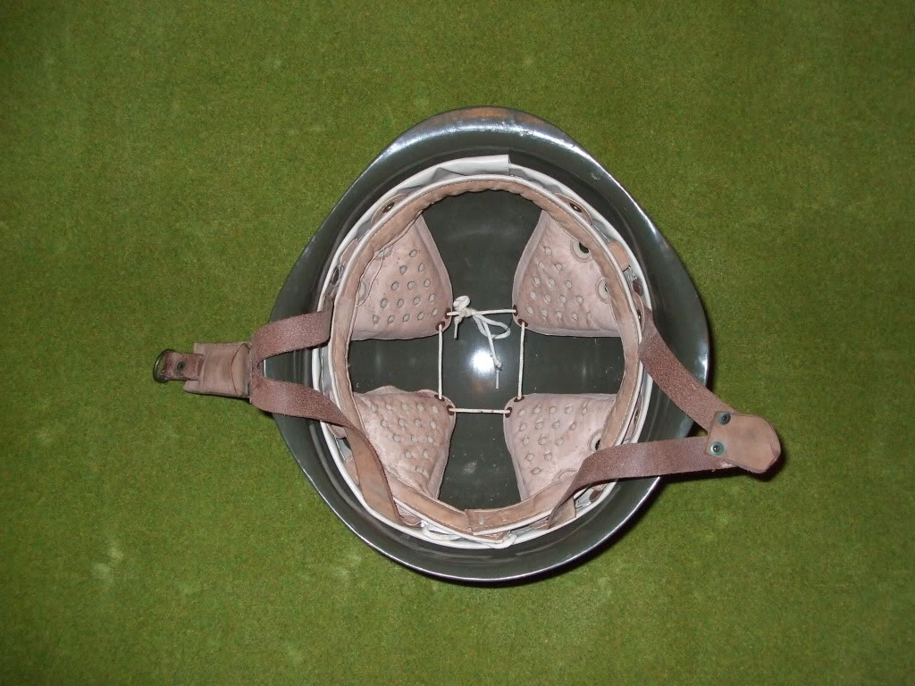 Hungarian M70 Steel Helmet DSCF1443