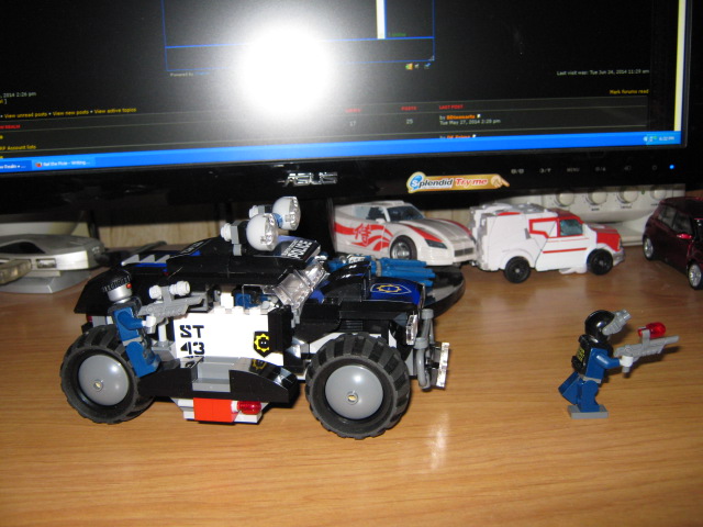 The Lego Movie Super Cycle Chase set review TLMSCC_Bag2and3_zpseaba04be