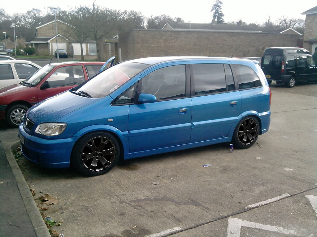 what colour wheels shall i have???? ZafiraBLACK