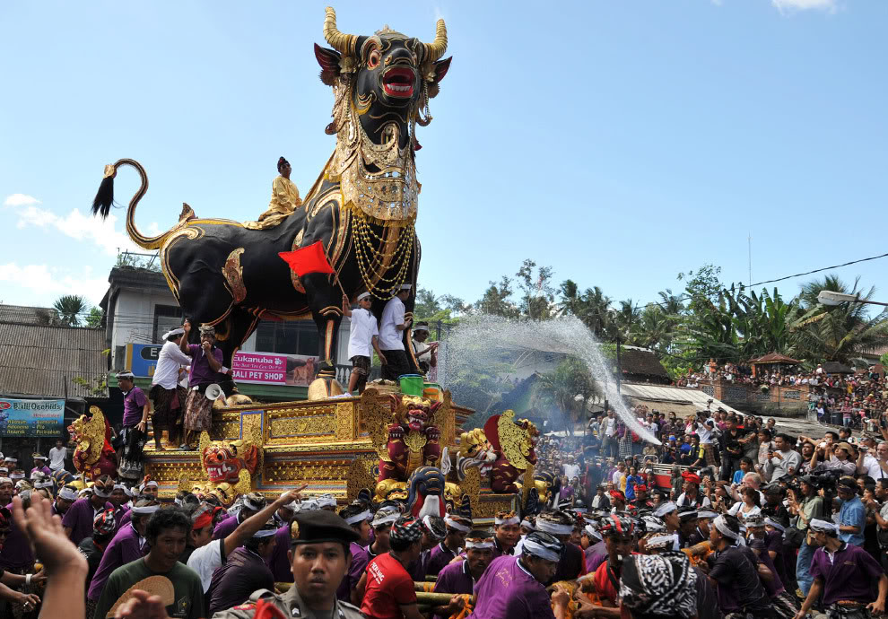 Upacara Ngaben di Bali Upacarangaben3