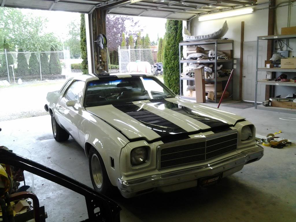 New paint is finally on my 74 Malibu Sept242013056_zps9a888a5a