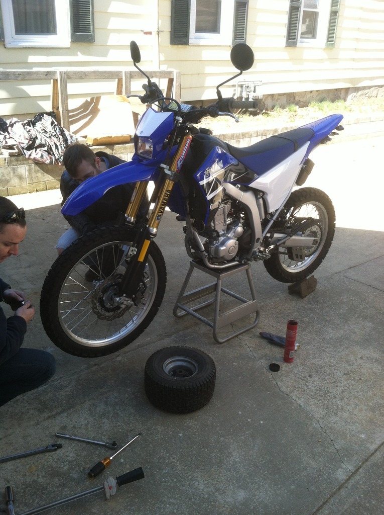 Kuzican's WR250R (Supermoto) IMG_4355_zpsaslzqlma