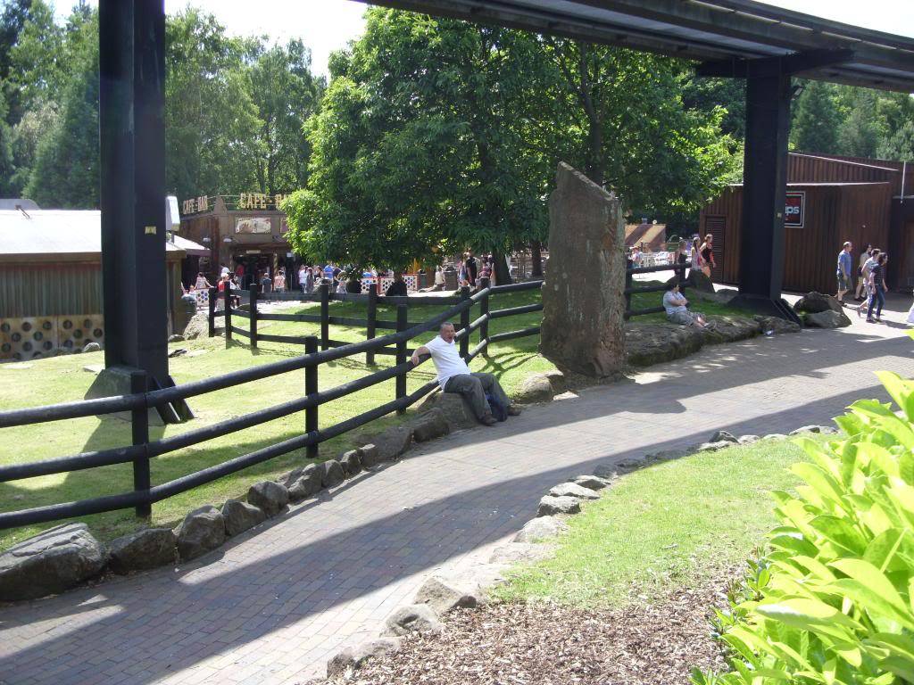 Alton Towers Theme Park Review SDC12114