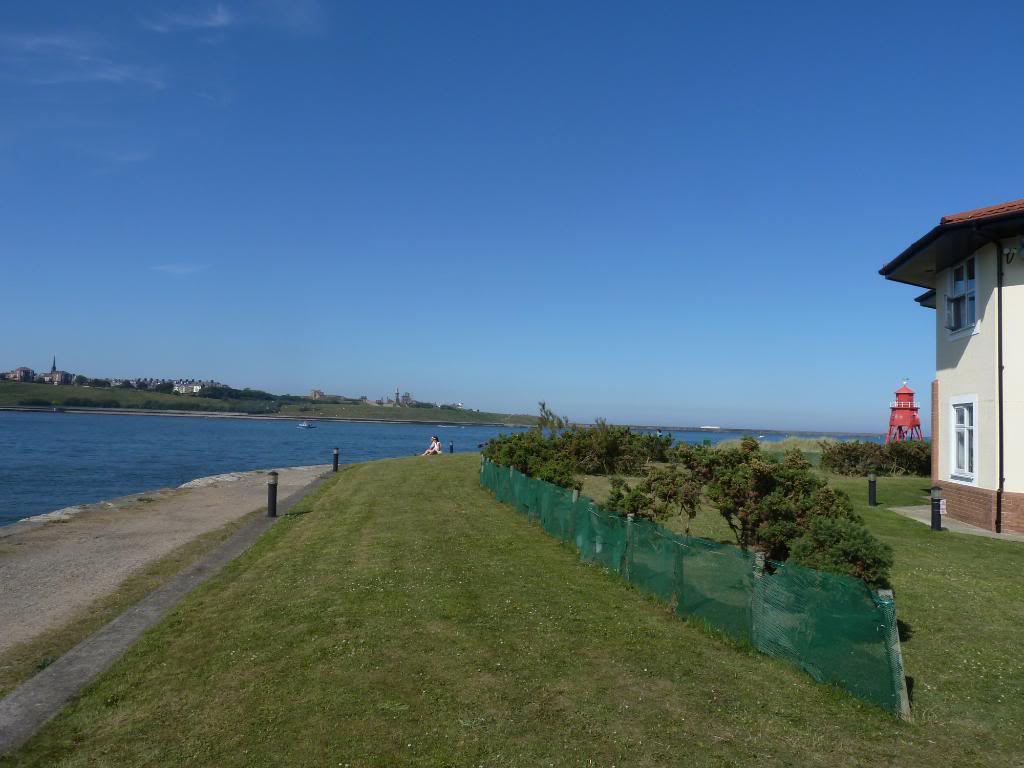 South Shields 03/07/11 sunny day/Kate goes on holiday P1090332