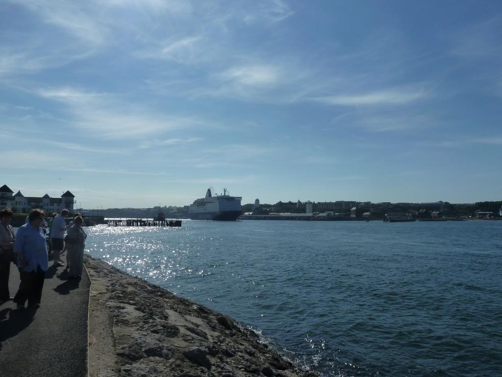 South Shields 03/07/11 sunny day/Kate goes on holiday P1090343