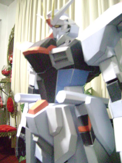 Freedom Gundam Papermodel... Imagen008