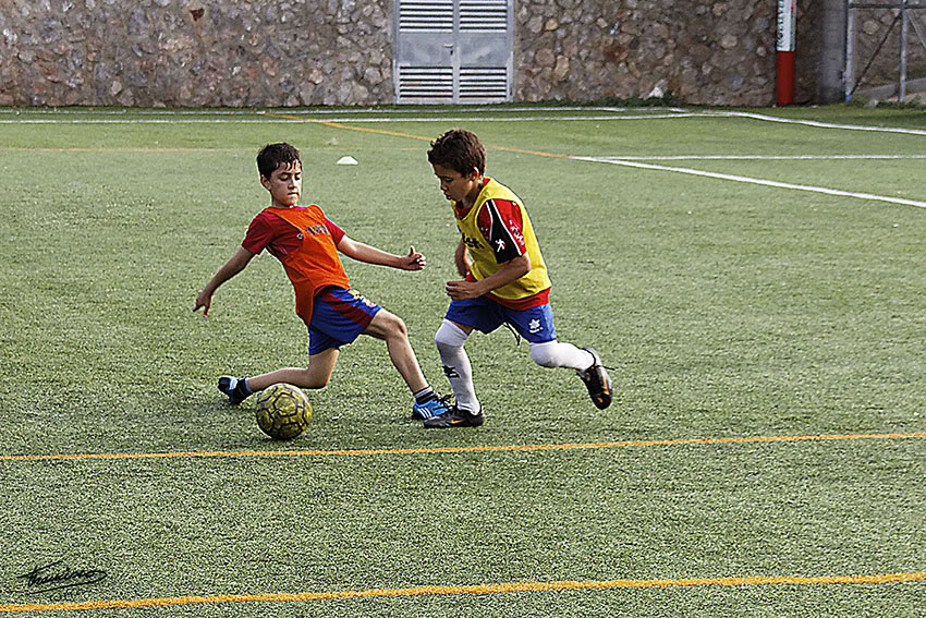 Futbol Infantil                                                                            FUTBOLINFANTIL_002reduc