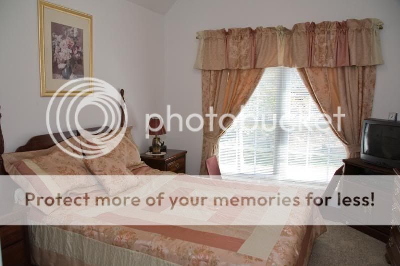 Bilson Manor on Manhattan,NY Bedroom