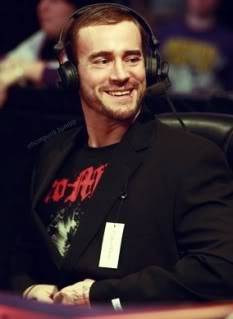 GUERRA MORTAL 2013 Cm-Punk-in-Superstars-cm-punk-17429852-284-389