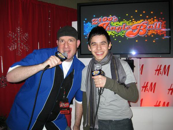 David Archuleta's Official Myspace (Những ảnh được post trên myspace chính thức của Archie) - Page 4 Ms1