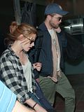 KRis and Rob at LAX Th_kstewartfansLAX6