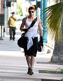 Kellan Lutz - Imagenes/Videos de Paparazzi / Estudio/ Eventos etc. - Página 14 Th_twilightxchange-kellan7