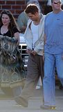 Imagenes/Videos en el Set de Water For Elephants - Página 12 Th_pattinsonlife-wfe221