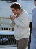 Imagenes/Videos en el Set de Water For Elephants - Página 12 Th_pattinsonlife-wfe25