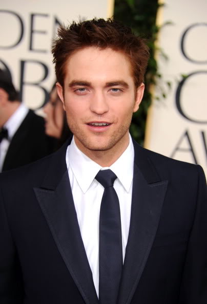 17-ENERO- OMG Robert Pattinson en los Globos de Oro!! *ACTUALIZADO* Pattinsonlife-gg010