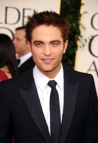 17-ENERO- OMG Robert Pattinson en los Globos de Oro!! *ACTUALIZADO* Pattinsonlife-gg011