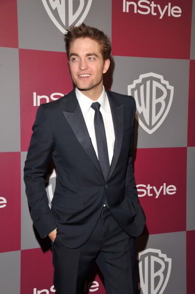 17-ENERO- OMG Robert Pattinson en los Globos de Oro!! *ACTUALIZADO* Pattinsonlifeggap1