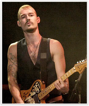 Fotos; pide y pone.- Daniel_johns_g