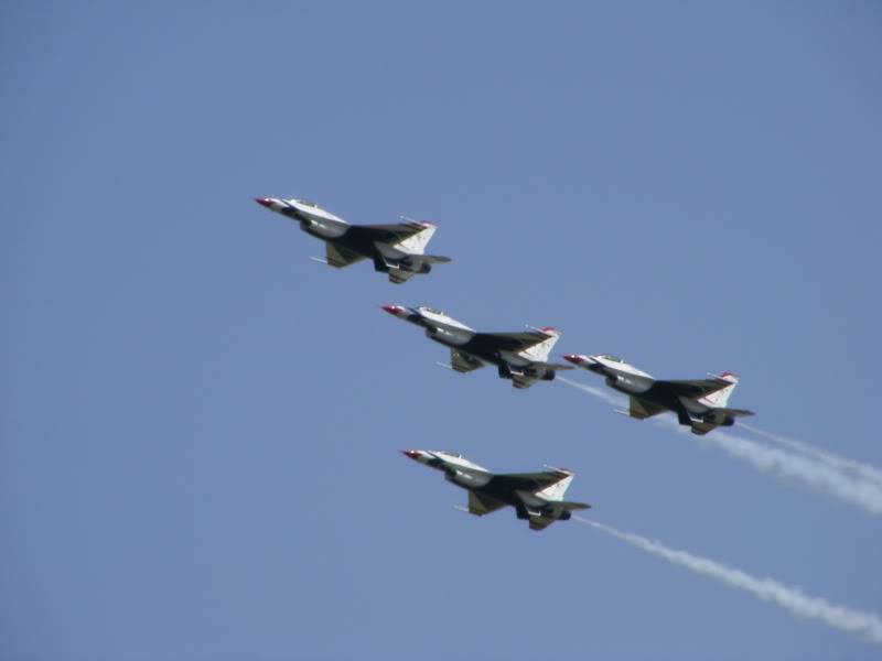 Thunderbirds la Constanta in 2011 - Fotografii DSCF7575-1