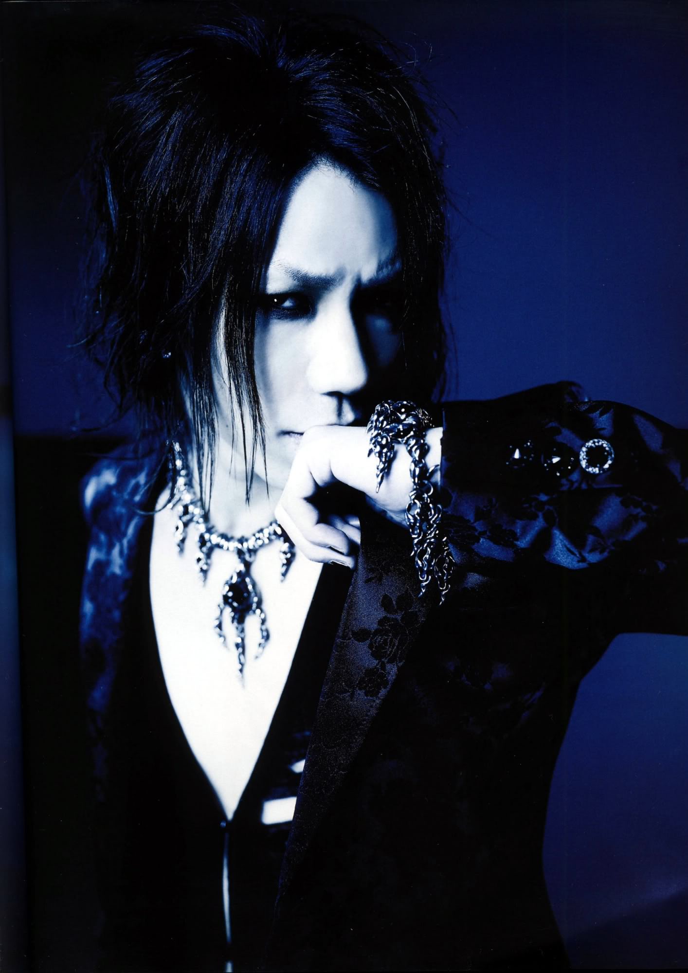 aoi phots The_gazette_6670